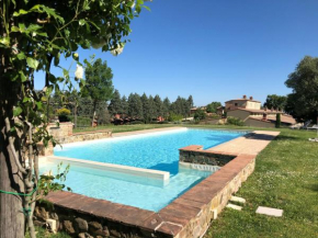 Luxury Resort with swimming pool in the Tuscan countryside, apartments with private outdoor area with panoramic view Osteria Delle Noci